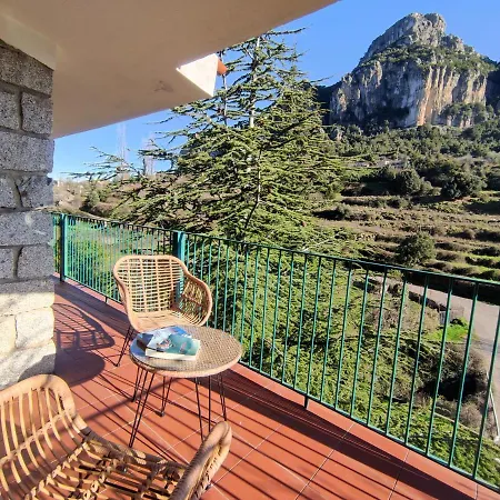 فندق مبيت وإفطار Taccu Maccu Ulassai